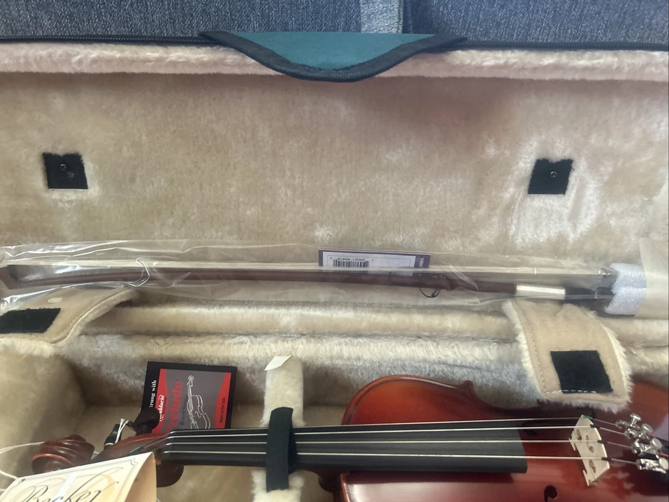Becker Violin With Case - Image 4 of 4