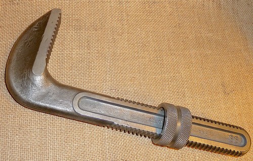 RIDGID 36" STEEL PIPE WRENCH REPLACEMENT HOOK JAW 31735 AND NUT 31720 PARTS