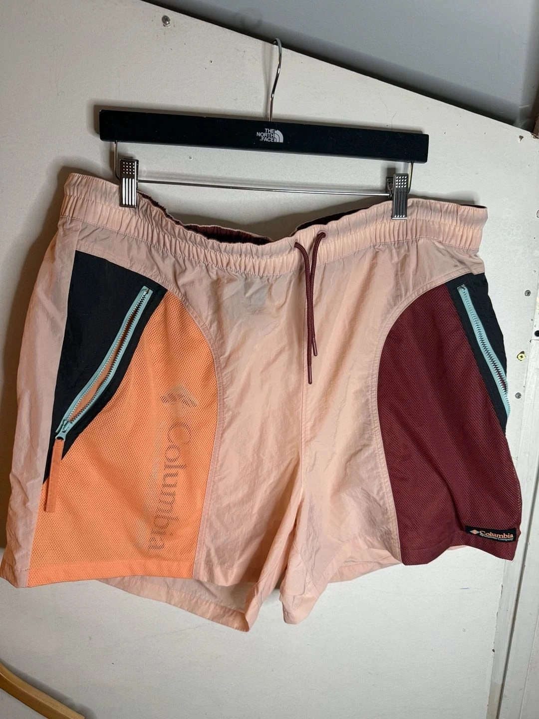 Columbia Roam Free Colorblock Mesh Pocket Shorts XXL