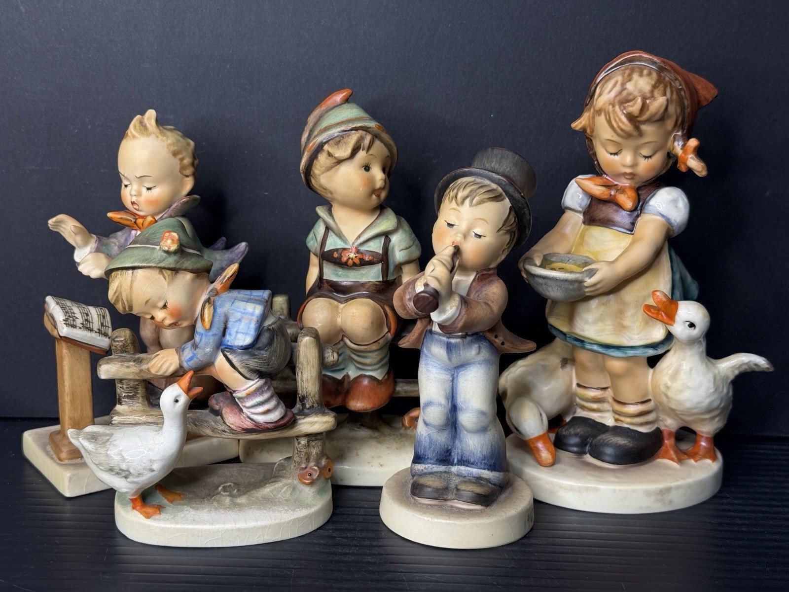 Vintage Goebel Hummel Lot Of Five: 197/I, 129, 195 2/0 TMK2, 111/1 TMK2, 85/0