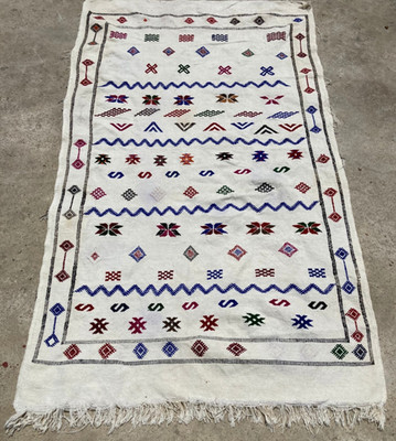 Vintage Traditional Handmade Moroccan Berber Wool Kilim Floor Rug 180x103 cm