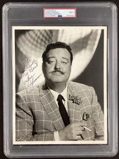 Jackie Gleason Signed Photo 8x10 The Honeymooners Autograph PSA/DNA MINT 9