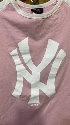 Vtg NY Yankees Cooperstown Collection Pink T Shirt Womens Size M Medium - Picture 2 of 7