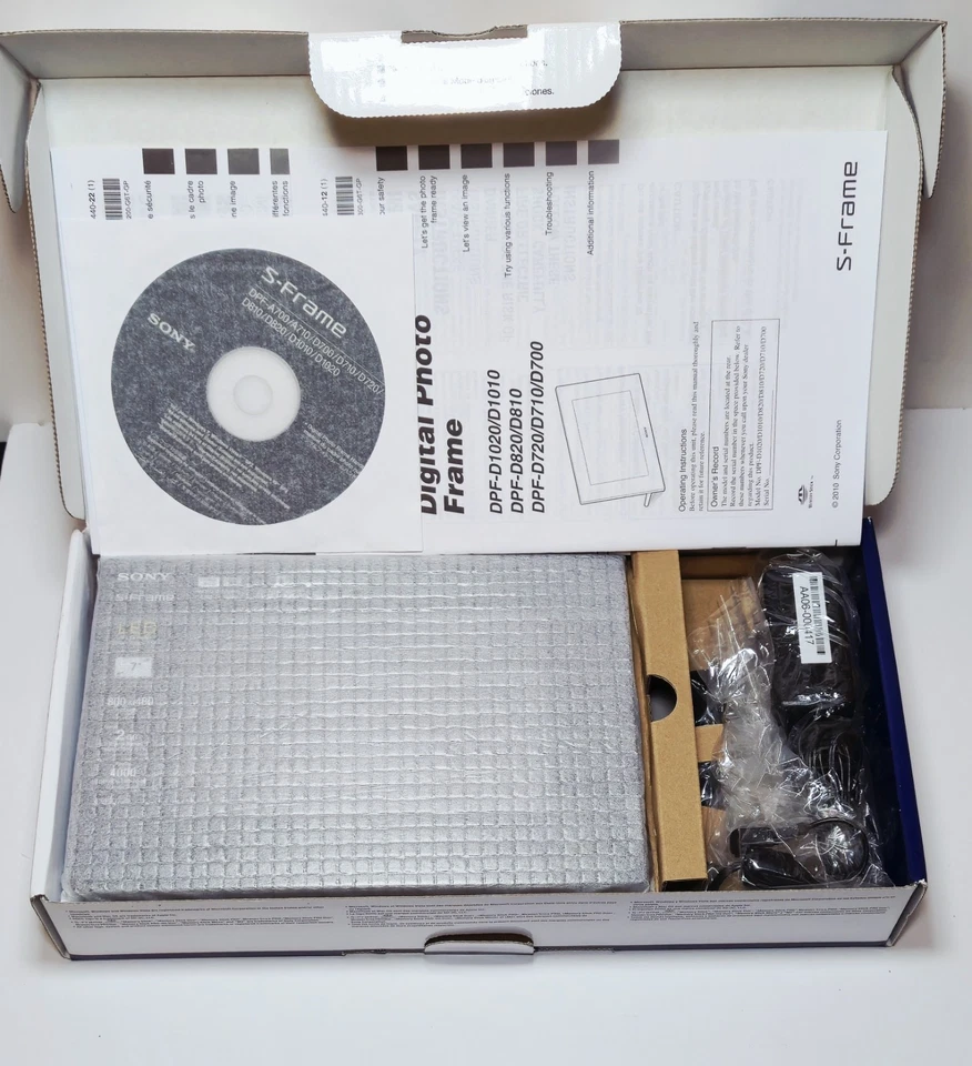 Sony DPF-D720 7" Digital Photo Picture Frame Audio Video Playback 2GB Storage - Image 2 of 4