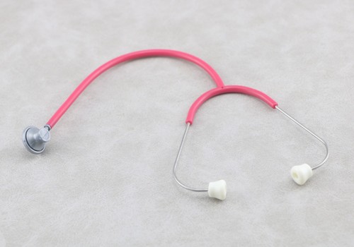 A stethoscope fits 18'' doll