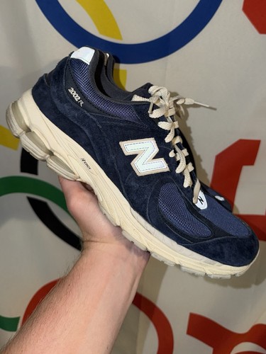 New Balance 2002R Mens 11 Navy Blue Suede Sneakers Athletic Shoes