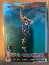 KARL-ANTHONY TOWNS 2019-20 Hoops Premium Zero Gravity insert #17 TIMBERWOLVES