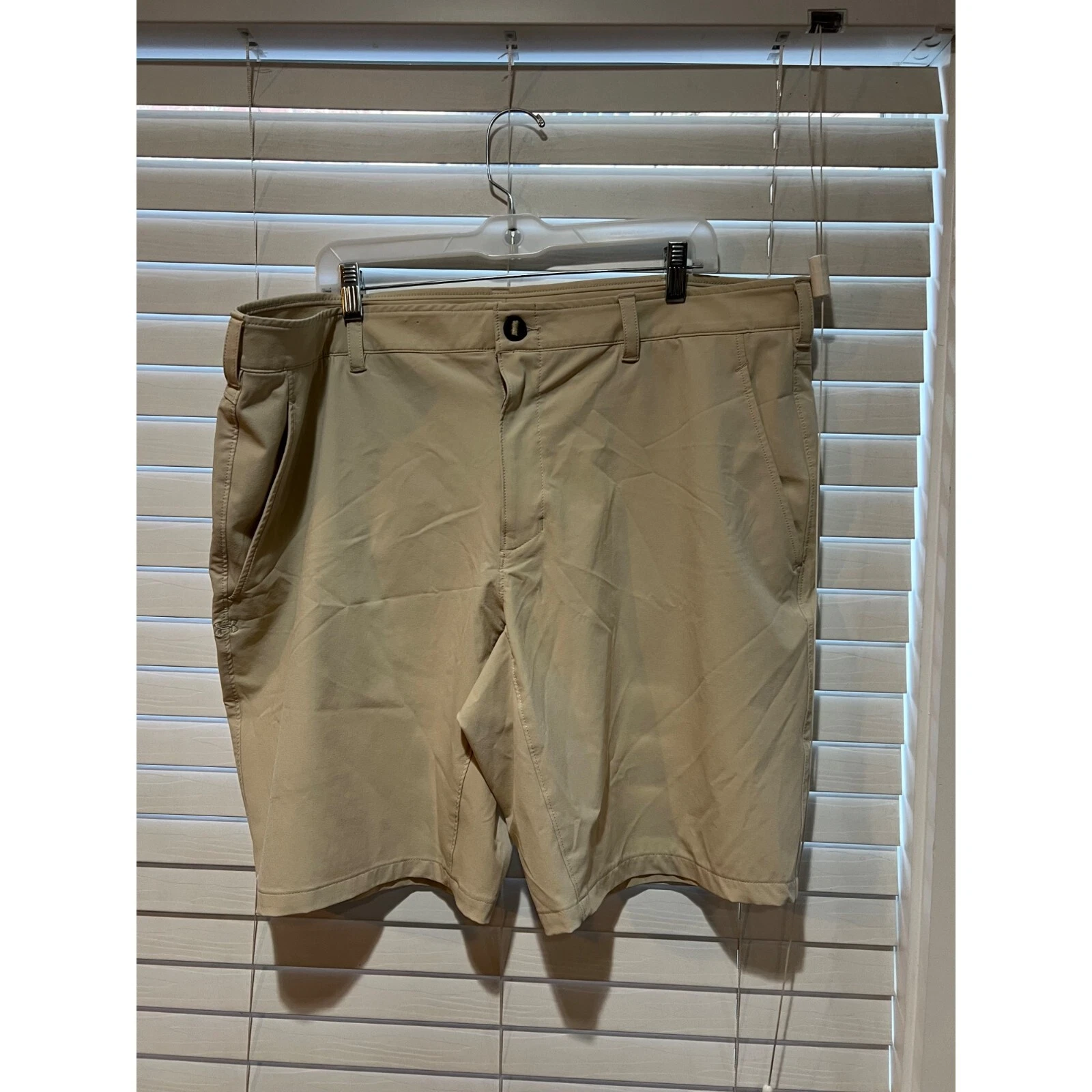 Under Armour Khaki Shorts - Size 42