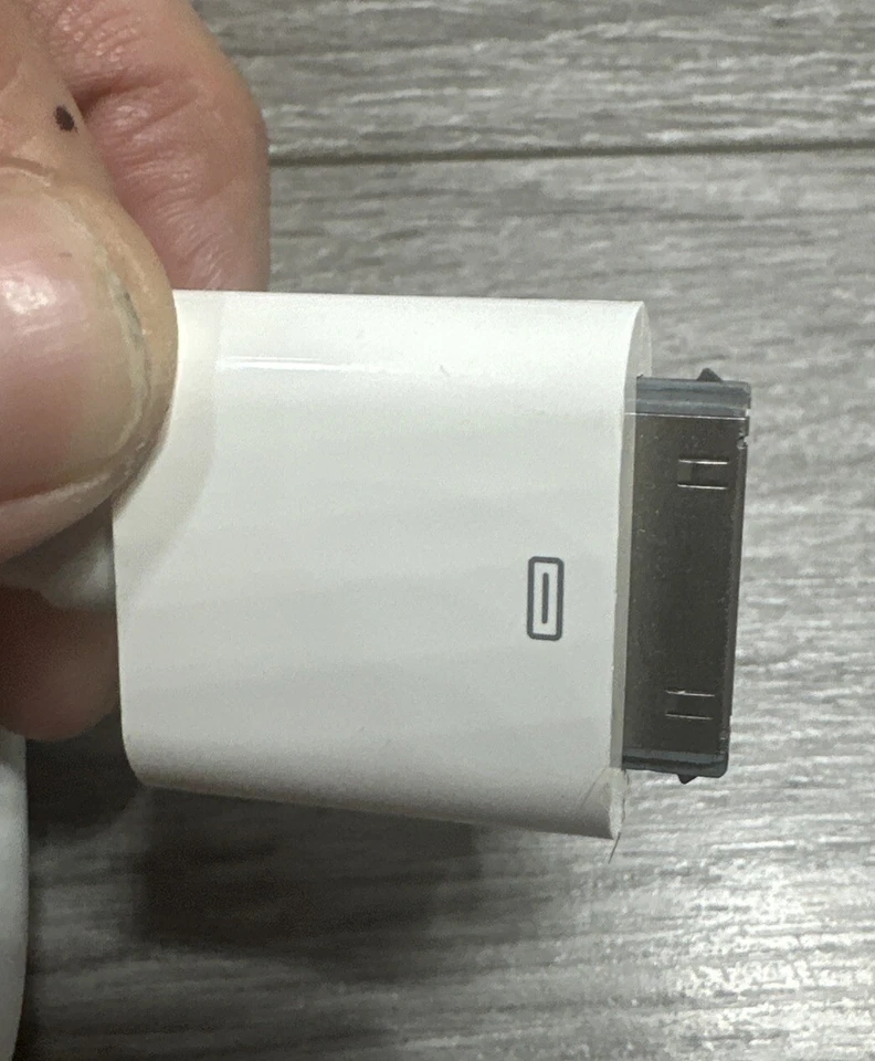 Rocketfish For Apple iPod iPad 30 Pin To Component Cable w USB - Image 3 of 4