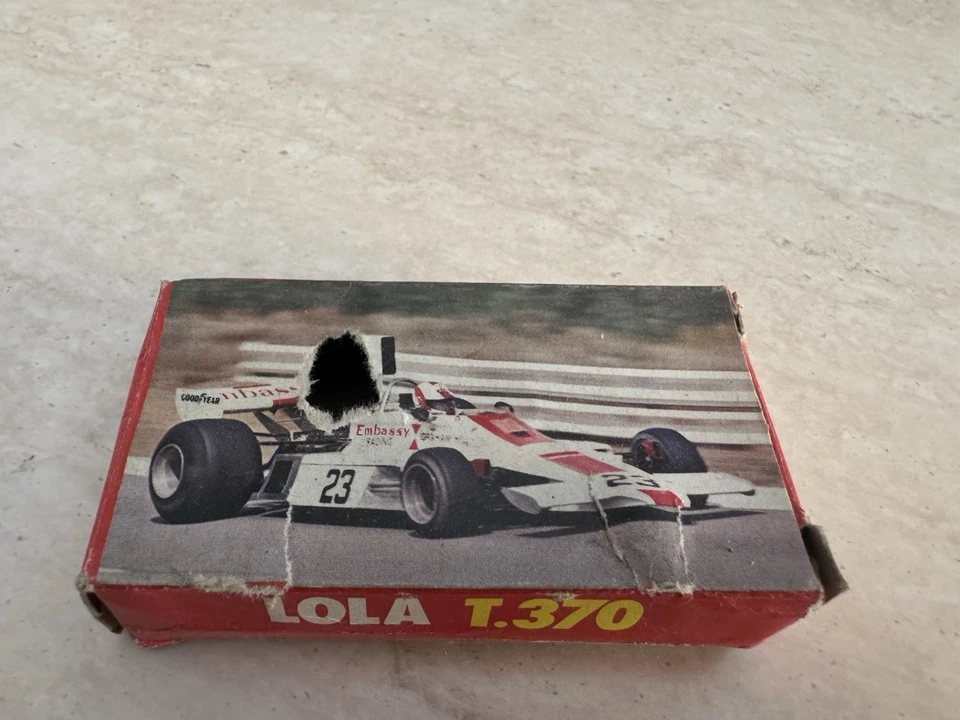 Auto F1 Polistil RJ9 Lola T.370 del 1976 scala 1:55 nuova in box da collezione - Immagine 2 di 4