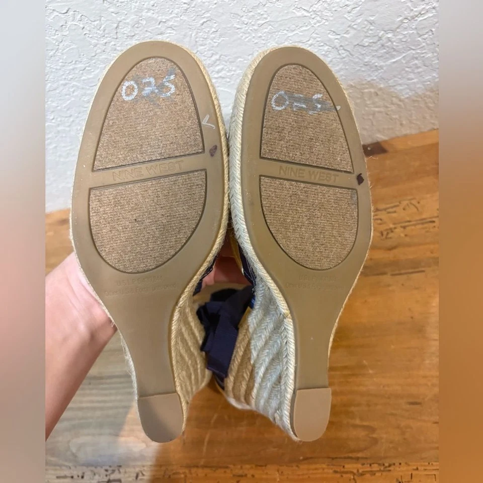 De colección Y2K RARO Satén Rayas Amarillo Con Cordones Nine West Alpargatas Coqueta Foto 4 de 4