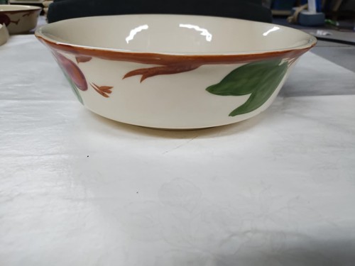 Vintage Franciscan England 8 5/8 Serving Bowl - 第 1/2 張圖片