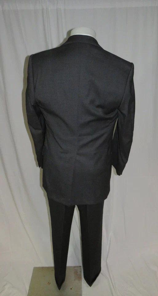 William Fioravanti Bespoke Gray Birdseye Vintage Two Button Suit 38L - Image 2 of 4