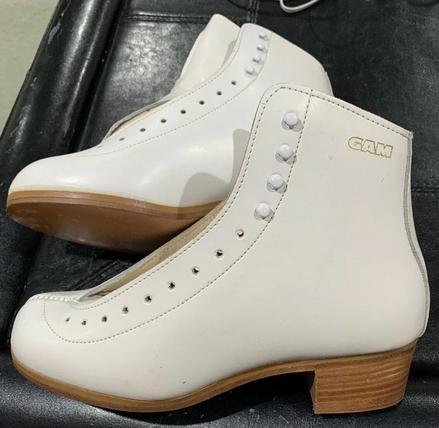 GAM Youth Figure Skating Free Style Boots Size 6.5 Style A7529