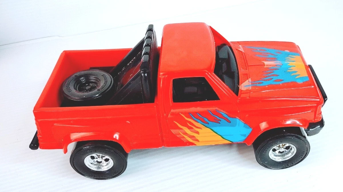 Tootsietoy Ford F 150 Customized Super Duty Toy Truck Made in USA