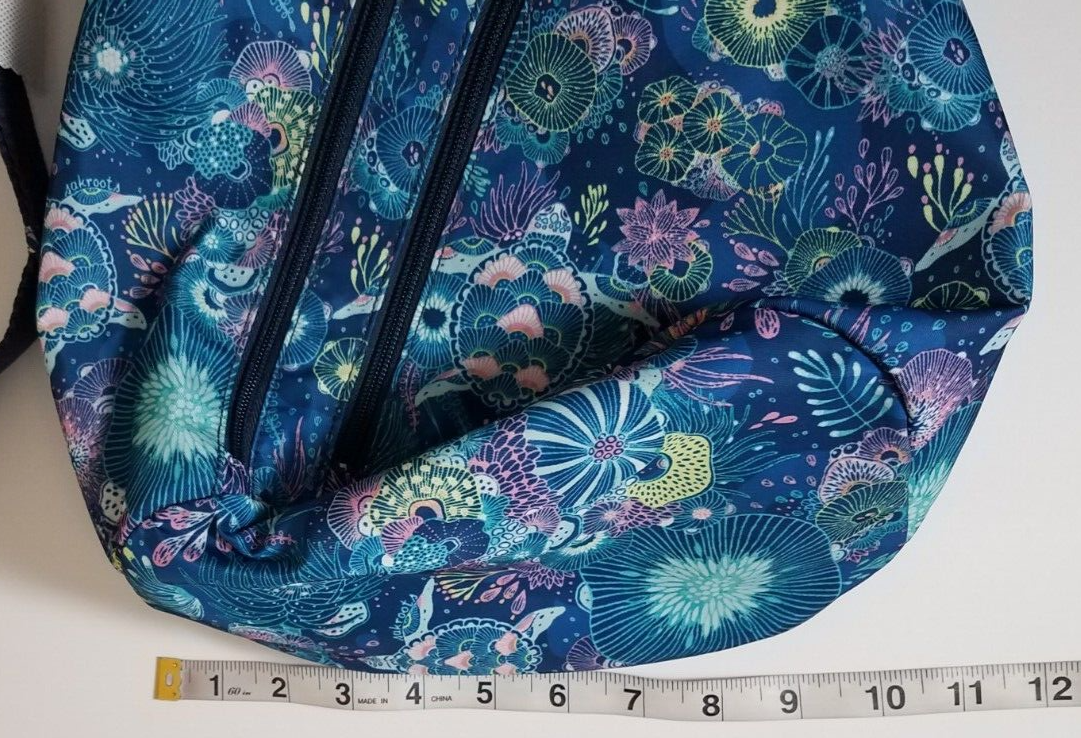 Sakroots On The Go Sling Backpack Bag Blue Sea Turtles NEW 