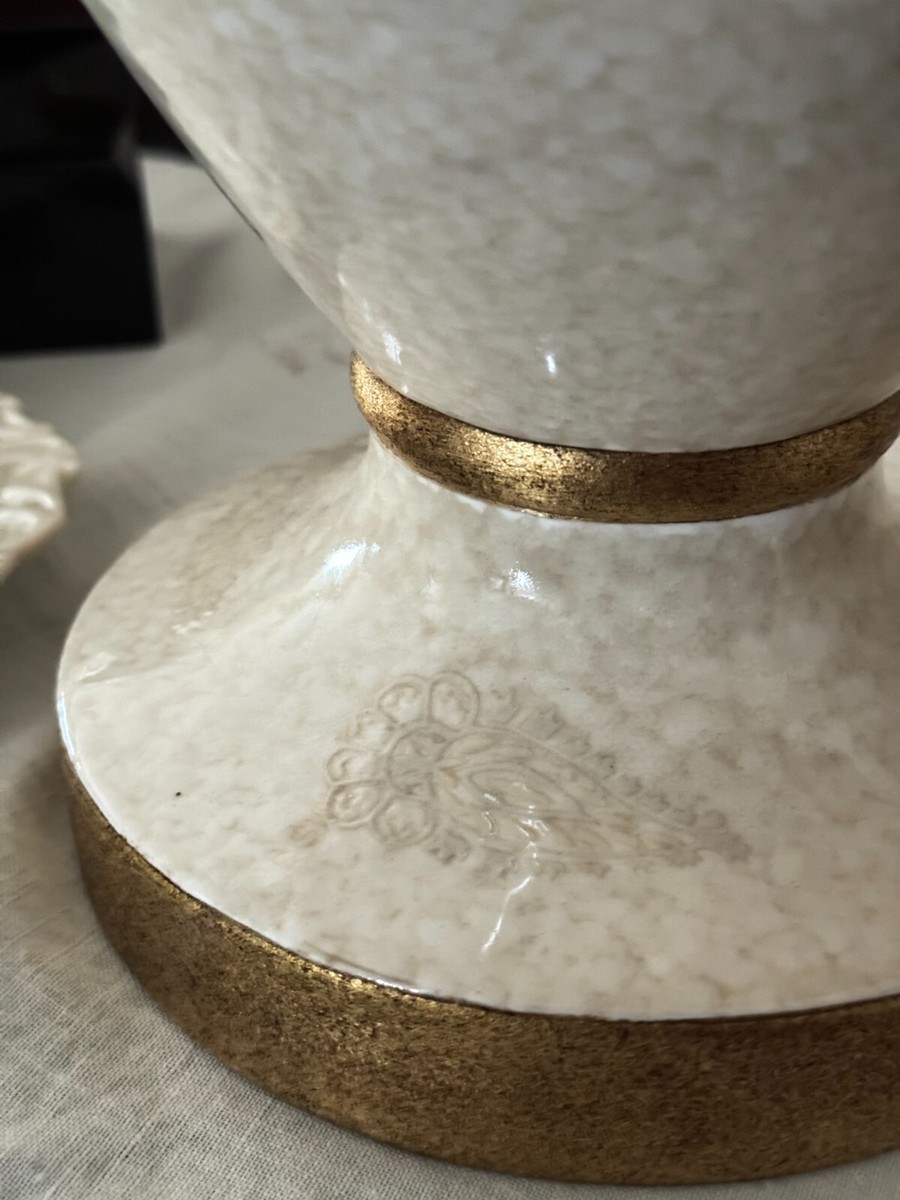 Base lampada in ceramica smaltata prodotta a Firenze