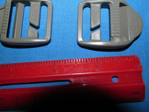 US GI MOLLE II BACKPACK REPLACEMENT / REPAIR BUCKLE SET- GREEN - NEW - Picture 2 of 6