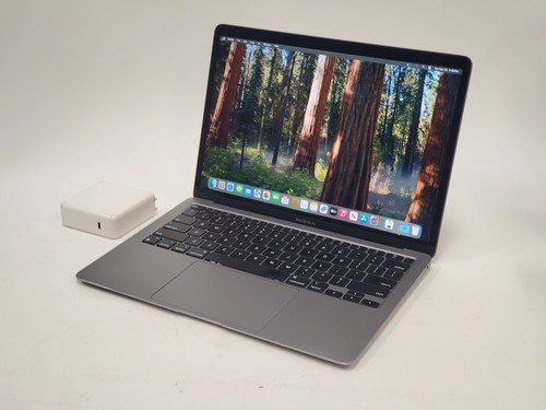2020 Apple MacBook Air 13.3" M1 7-Core GPU 8GB RAM 256GB SSD A2337 586 Cycles