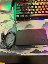 NINTENDO DSi w/ CUSTOM FIRMWARE & CHARGER.