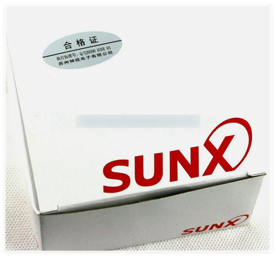 1PC NEW IN BOX SUNX VACUUM PRESSURE SENSOR DP2-40E