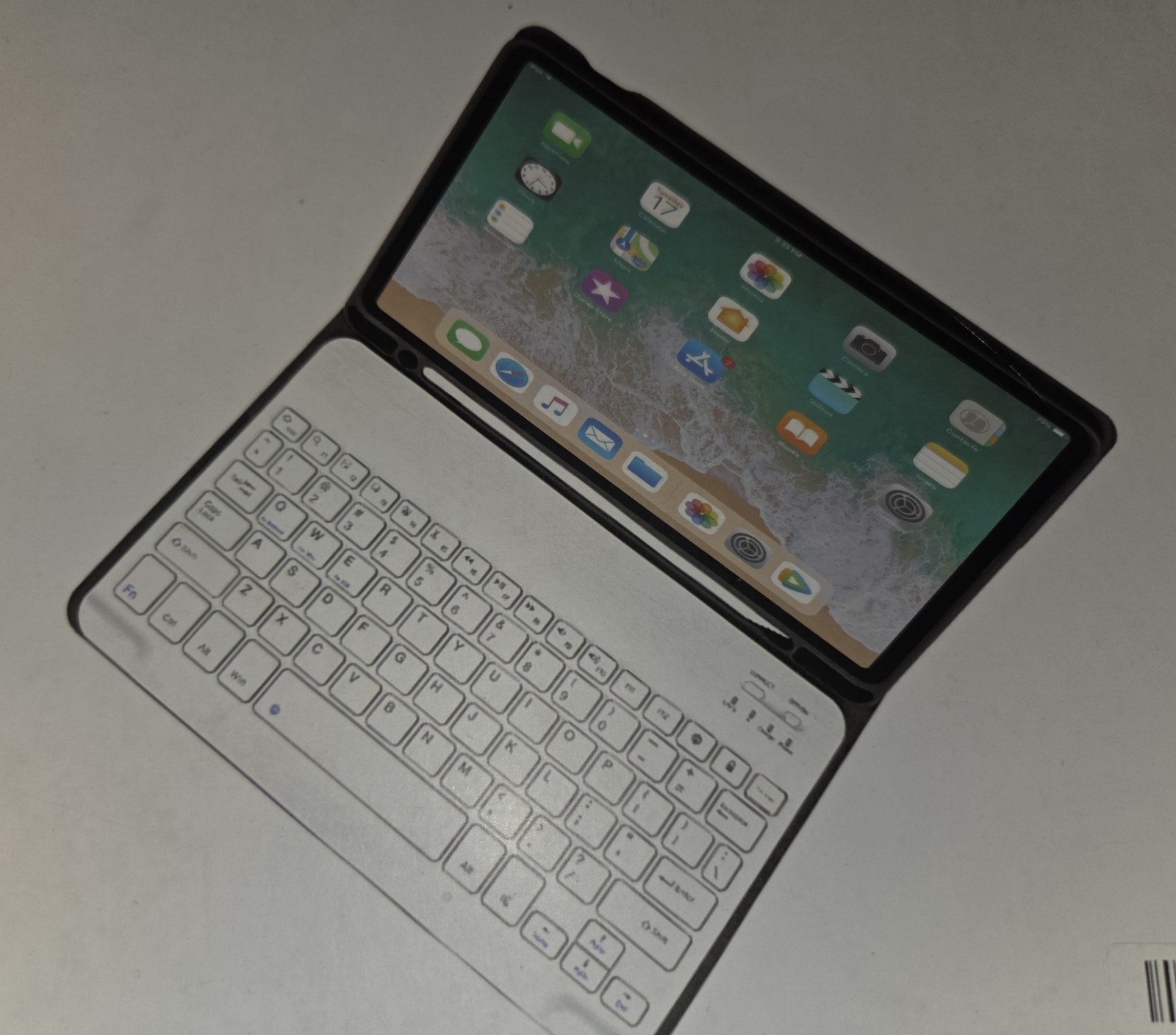 iPad Bluetooth Case with Keyboard for 6th/5th/4th Generation