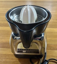 Proctor-Silex Juicit Automatic Juicer J111C. Tested Works VTG