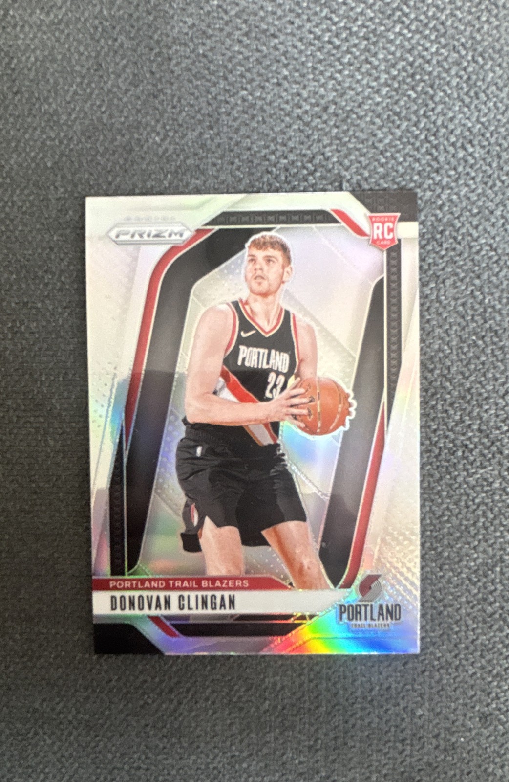 2024-25 Panini Prizm - Donovan Clingan #221 Silver Prizm (RC)