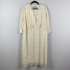 Kiyonna Bridal Cream Lace Wedding Dress Size 4X Stretch Midi Lined
