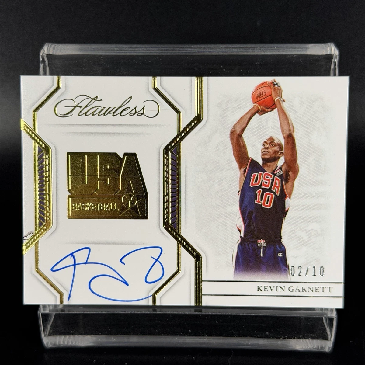 Kevin Garnett Basketball Autographed Sports Trading Cards