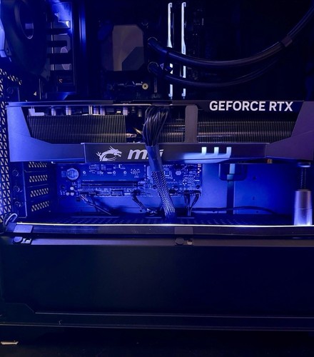 Custom NVIDIA RTX 5090 Ryzen 9800X3D 64 GB RAM 2TB SSD 1200watt PSU 4K Gaming PC - 第 5/12 張圖片