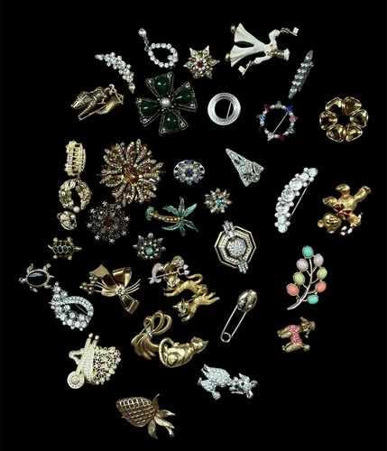 Vintage Costume Jewelry Lot of Rhinestone Brooches Pins Poodle Cats Flowers