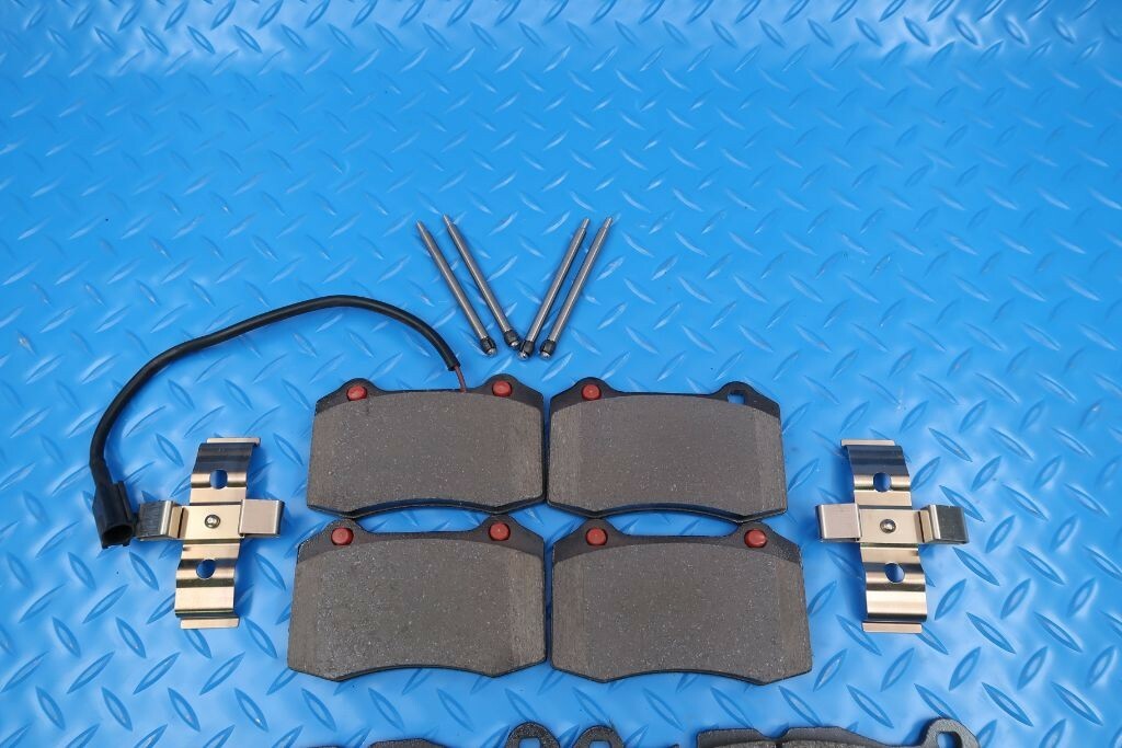 Maserati Ghibli Quattroporte rear pads rotors filters repair kit #9324 17-23