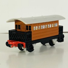 Thomas the Train Ertl Henrietta Passenger Coach Vintage Diecast Rare 1992 Tan