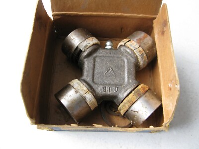 Vintage Precision Universal Joint fits GMC Pontiac Isuzu Buick Olds Hummer (360)
