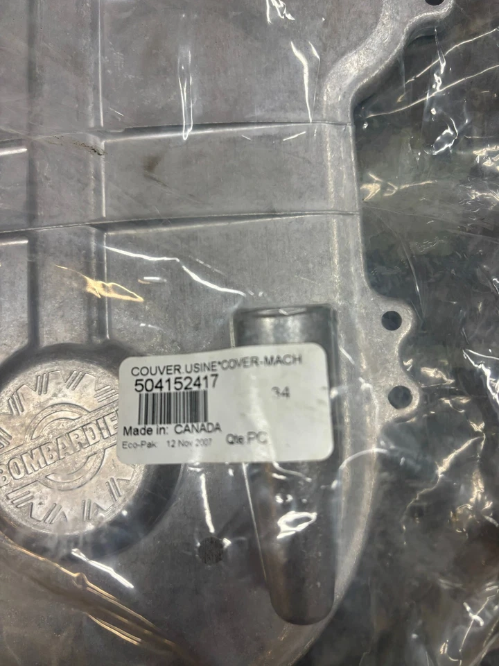 Cubierta de cadena Ski-Doo Summit 1000 Hughmark X SDI 2005-2007 OEM RW7204 Foto 2 de 3