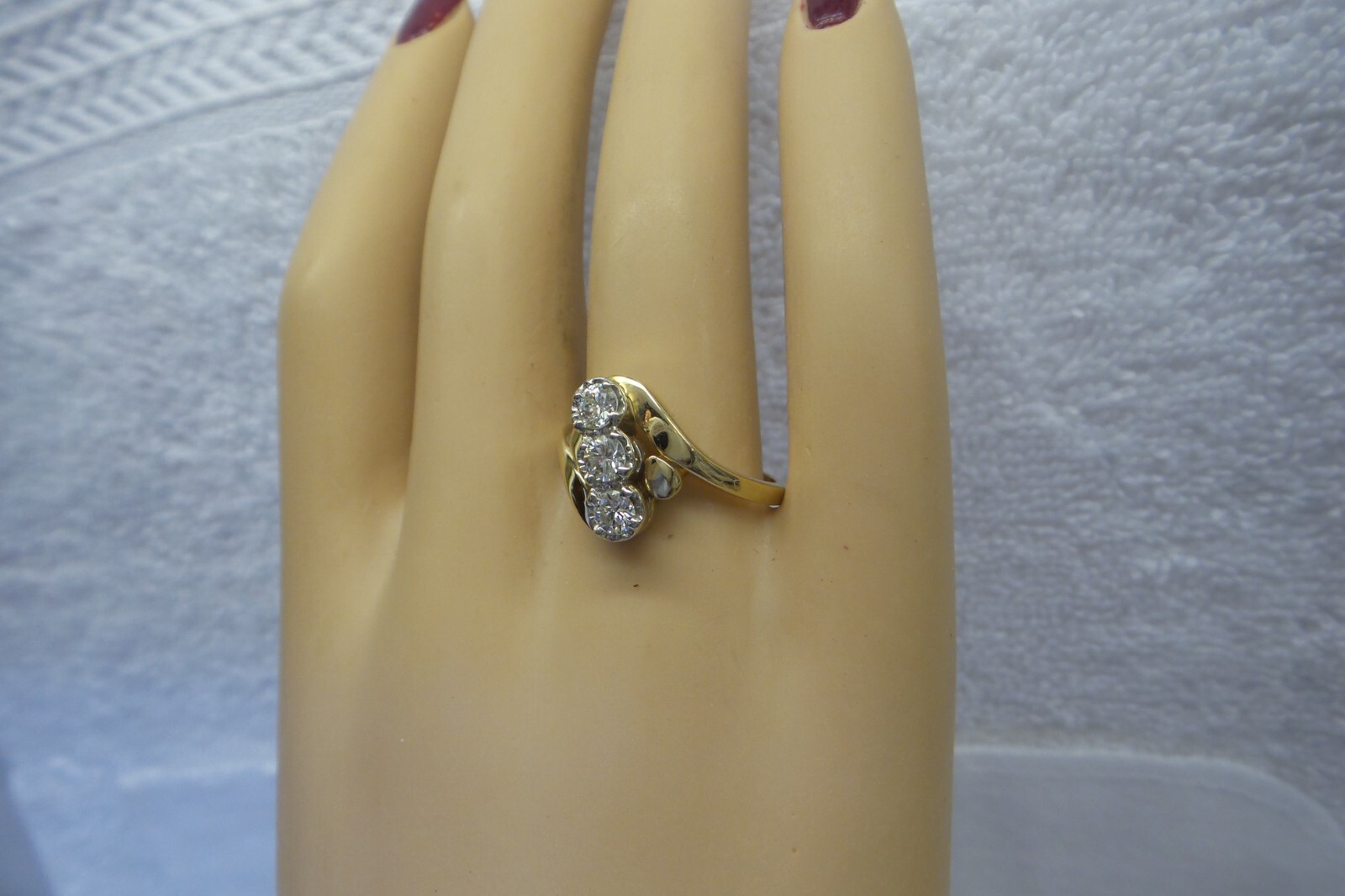 Estate 1970's Solid 14kt, Angular Set, 3 Natural … - image 2