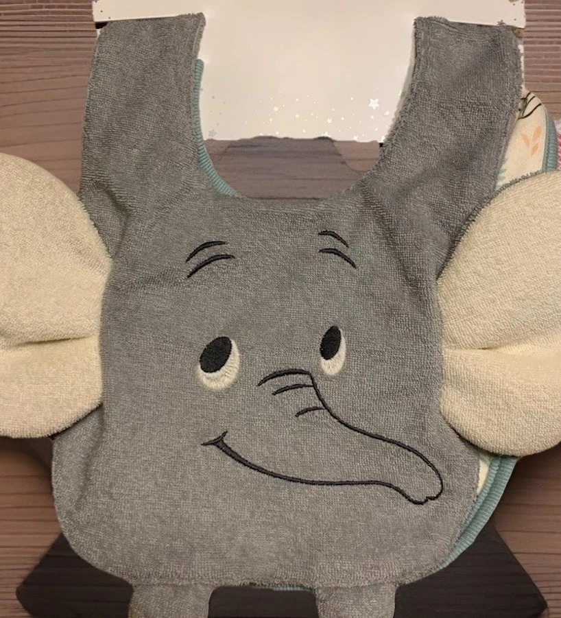 New Disney Store Dumbo Bambi Simba Lion King Baby Bib Set
Opens in a new window or tab