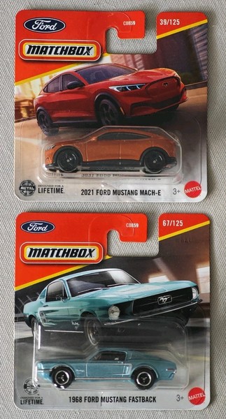 2Er Ford Mustang Set, 1968 Mustang Fastback, 2021 Mustang Mach-E Matchbox Neu-image