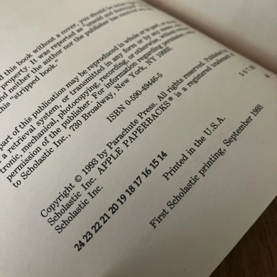 Goosebumps Book The Haunted Mask # 11 By R.L. Stine 1st Scholastic Printing - Image 4 of 4