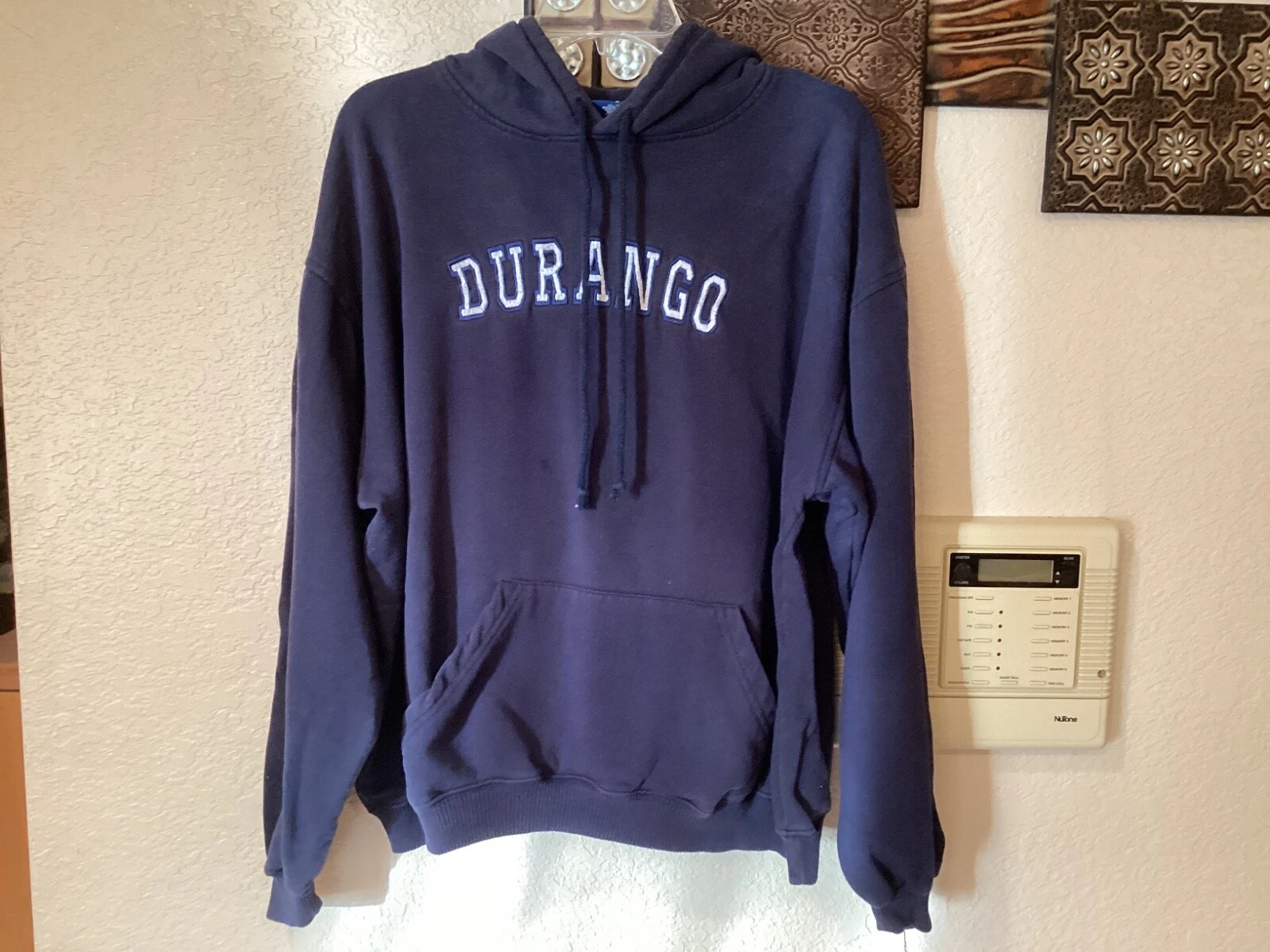 Vintage WISE GUY DURANGO Hoodie Mens Navy 55”Cx23”L Washed Never Wore Sz. Med
Opens in a new window