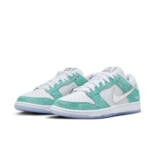 FD2562 400 Nike SB Dunk Low April Skateboards | eBay
