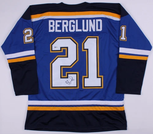 Patrik Berglund Signed St. Louis Blues Jersey (Beckett COA) NHL Career 2005–2021