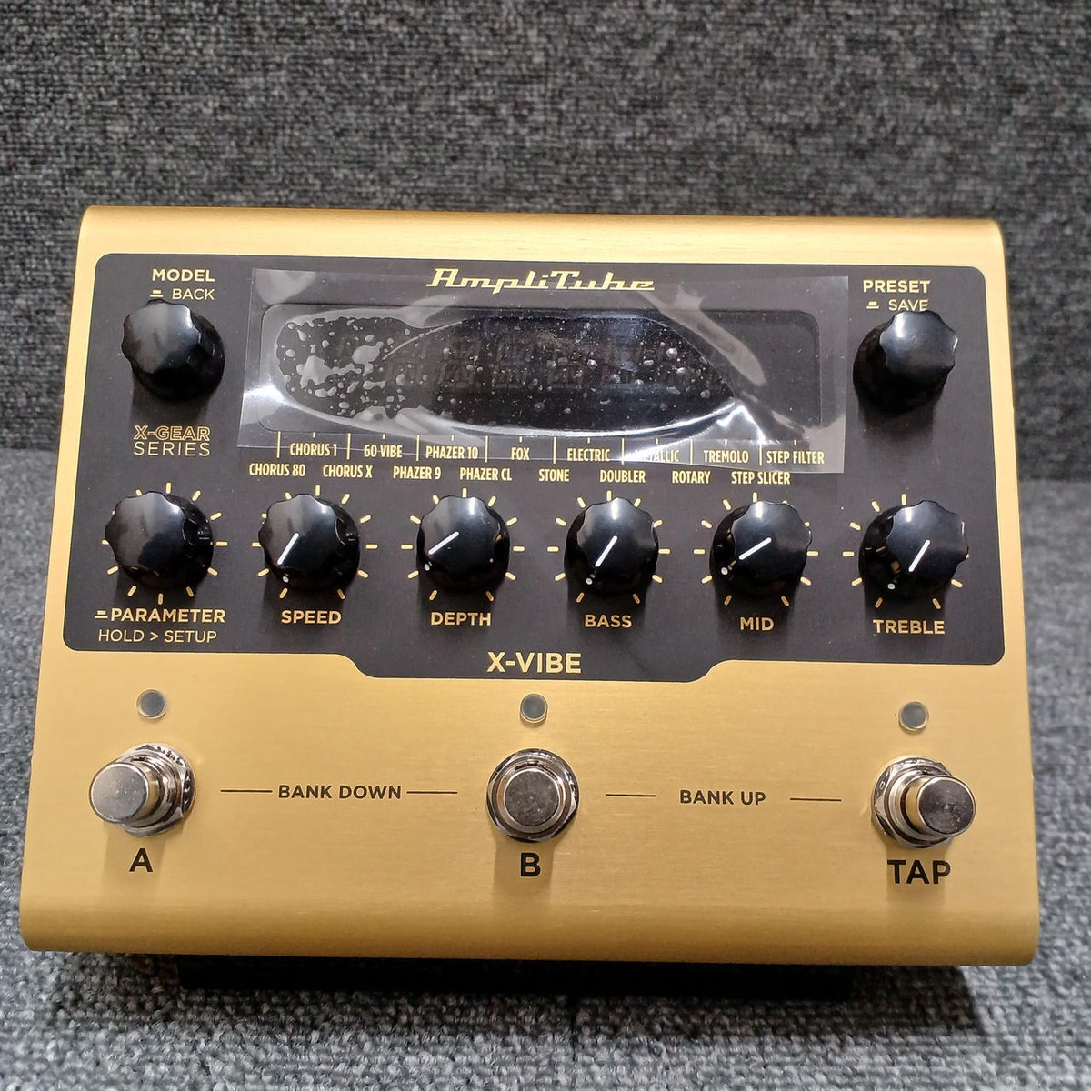 AmpliTube X-VIBE ゴールド　⚠ジャンク⚠ AmpliTube X-VIBE ゴールド ⚠ジャンク⚠ 【公式通販】
