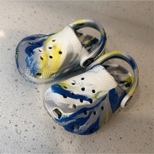 Crocs Unisex Kids Multicolor Clog Sandals Blue Yellow White Swirl US Size 4