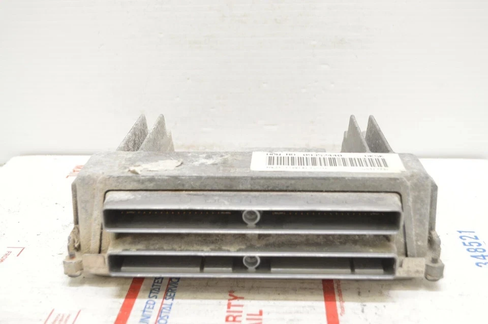 Pontiac Bonneville 09357440 1999 2000 unidad de módulo de control del motor Ecm D24 031 Foto 2 de 4
