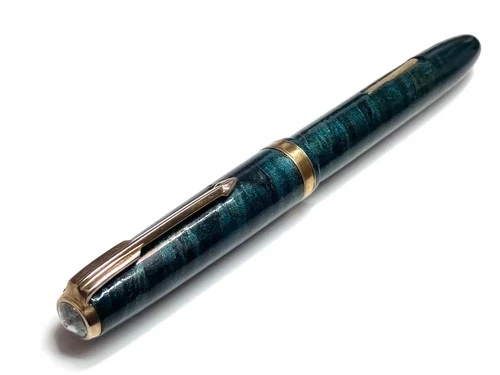 Vintage side lever fountain pen hand  made   urushi  lacquer  from Japan  12cm