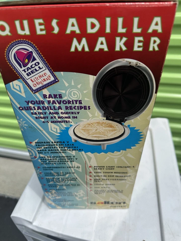 Vintage Quesadilla Maker Salton QM1TB White With Original Box  - Image 3 of 4