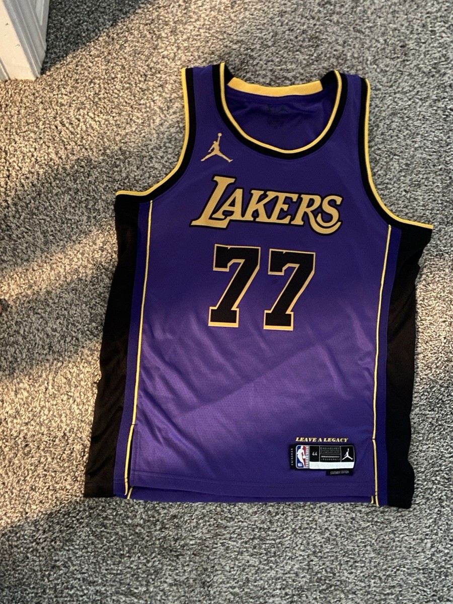 NBA Los Angeles Lakers Luka DONCIC #77 Purple Jersey Size Medium