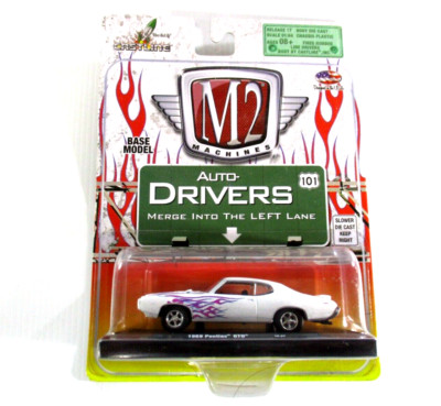 M2 Auto Drivers 1969 Pontiac GTO #12 Die Cast Car 1:64 Castline 2012 White BN